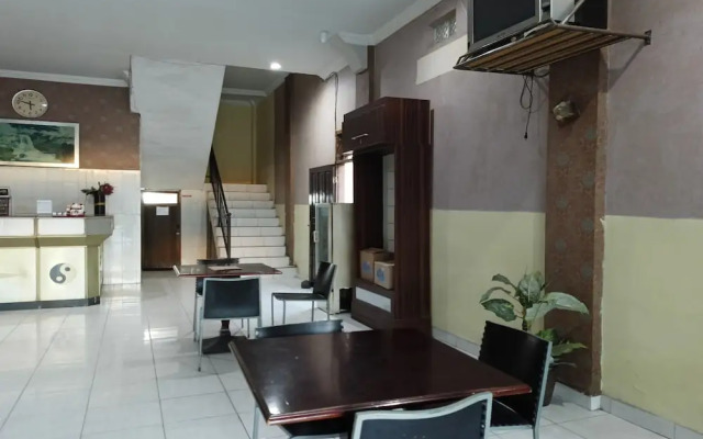 OYO 94112 Homestay Ananda Luwuk
