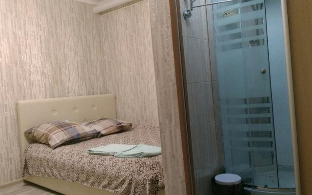 Hostel 44