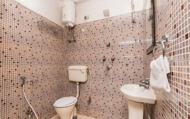 OYO 4144 The Banquet