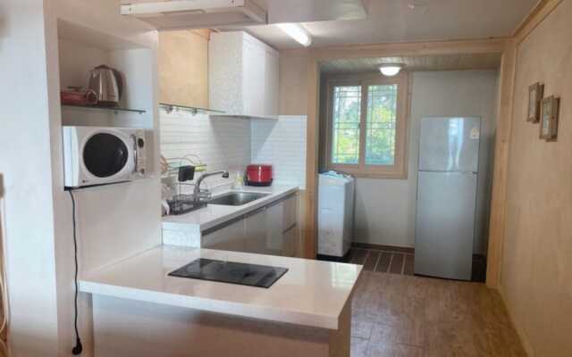 Sacheon Seopo Beach Pension