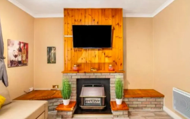 City Home 2bed Wi-fi Garage Parking Free Snacks