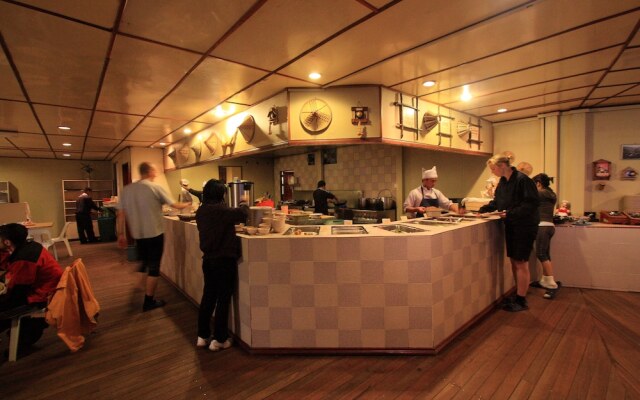 Laban Rata Resthouse - Hostel