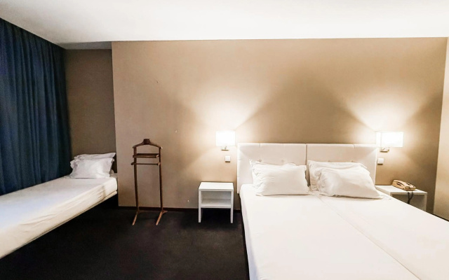 Stay Hotel Porto Centro Antas - Image 2
