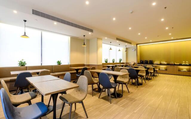 Hanting Hotel Zhengzhou Provincial People's Hospital