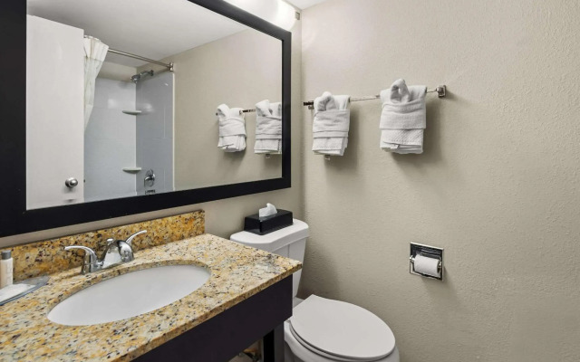 Quality Inn & Suites Columbia