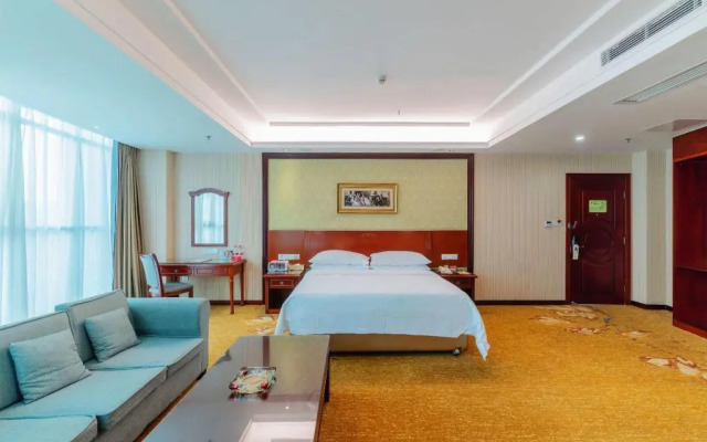 Vienna Hotel Huizhou Zhongxin