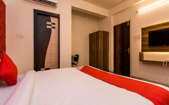 Collection O 12362 Hotel Emerald Park