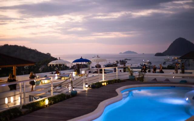 Seaesta Komodo Hotel & Hostel