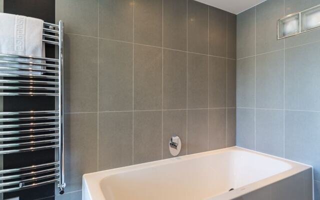56 Crowthers Hill