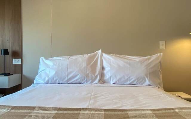 w Fantastic 2BR in the Heart of Miraflores