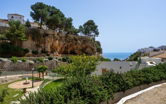 Beautiful Apartment in Benalmadena Pueblo with View Ref 133