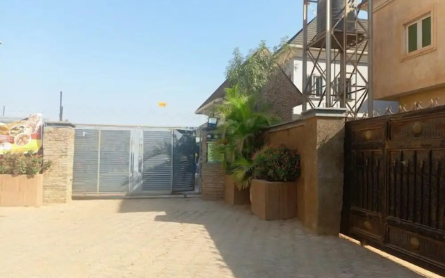 Daltons Hotels and Resort