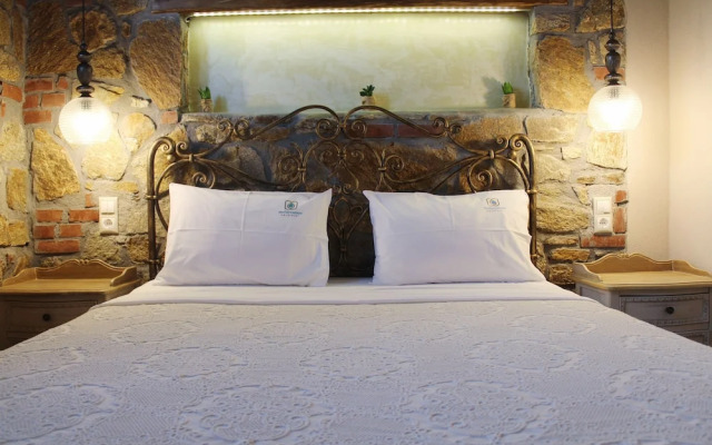 Mediterraneo Luxury Suites Halkidiki