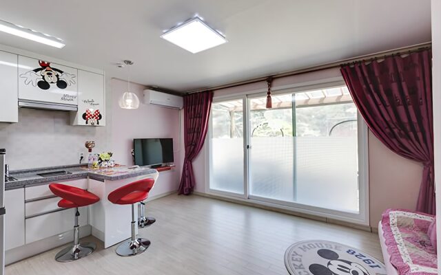 Yangpyeong Lodge House Pension (Pets Friendly)