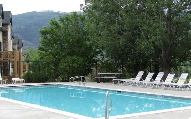 Luxury Townhouse in Mountains