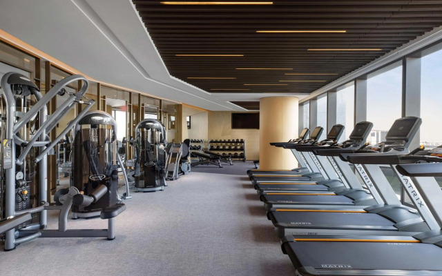 Sheraton Hong Kong Tung Chung Hotel
