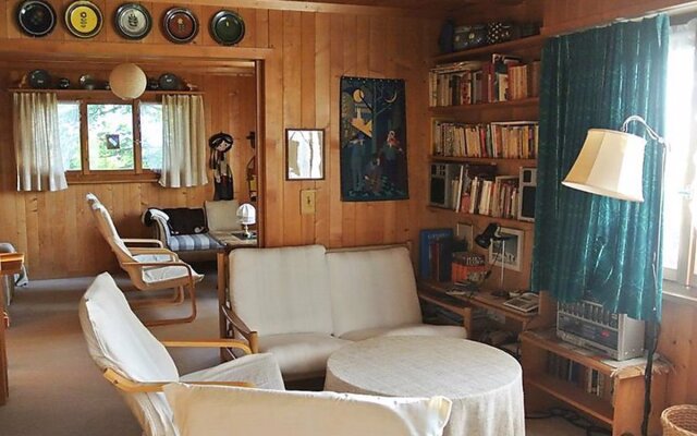 Schnäggedanz, Chalet