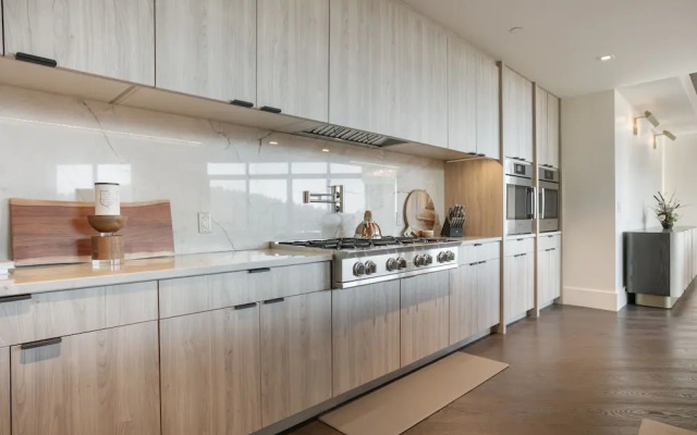 201 - Four Bedroom Argent 4 Condo