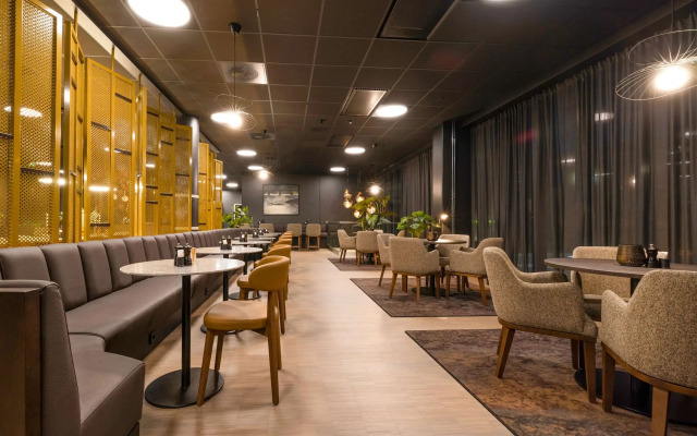 Home Hotel 1624
