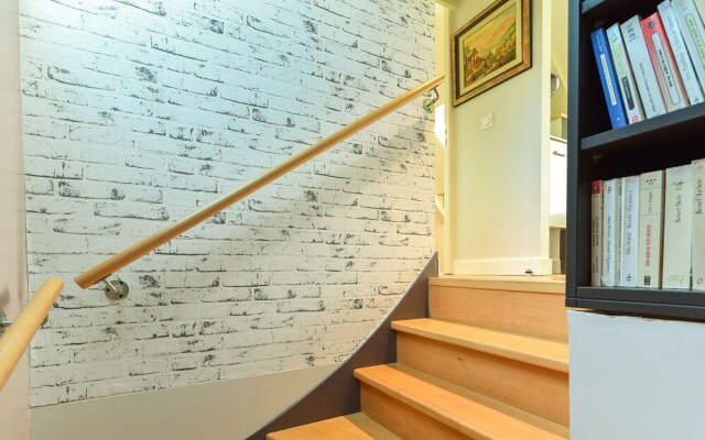 Luxury Holiday Home in Bannalec With Swimming Pool