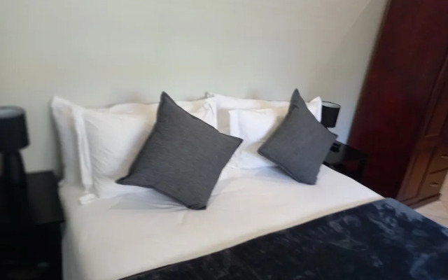 Sand River Guest House