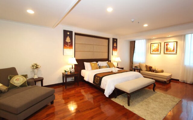 Piyathip Place Serviced Apartment