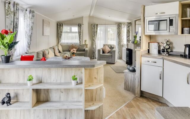 Pretty Home in Hastings Near Old Town