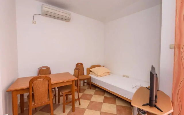 Apartments Zdravko