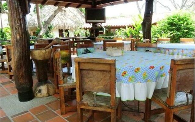 Hotel Rancho Regis