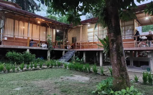Bua Guest House Tangkahan