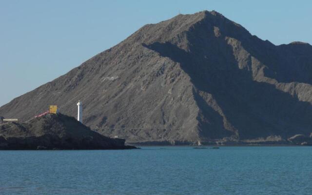 #35 Bungalow Seaside Hotel & Victors RV Park