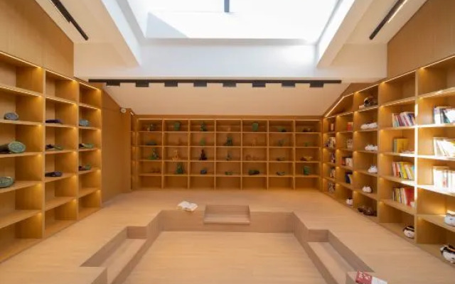 Land of Arts and Crafts