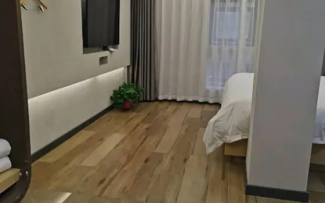 Jinwu Zhixuan Business Hotel (Jinhua Shimao City Plaza Wuzhou Ancient City Scenic Area Branch)