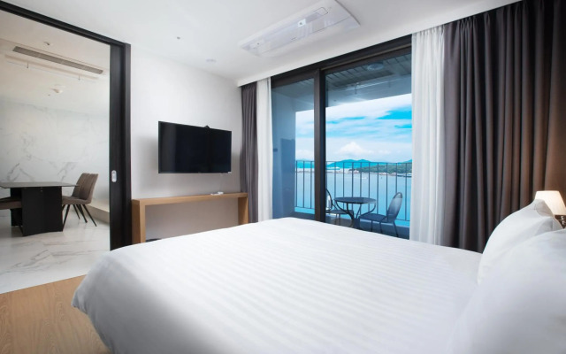 Utop Marina Hotel & Resort