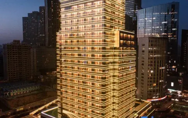 Qingdao Yihai Garden Hotel (May Fourth Square)