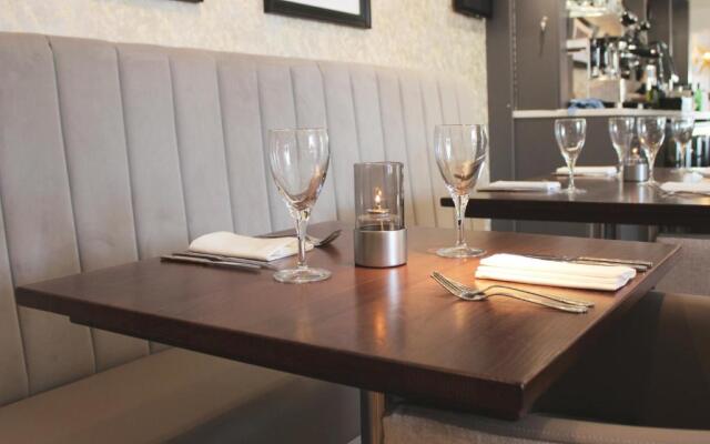 Rufford Arms Hotel
