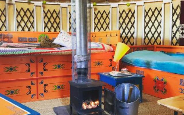 Yourtes de Barousse Hebergement Insolite