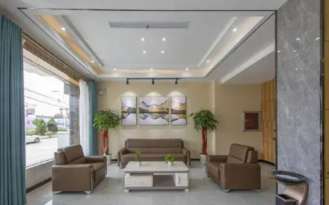 Qianshan Bo'er Man'ersi Hotel