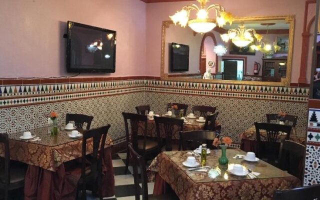 Hostal Sevillana I