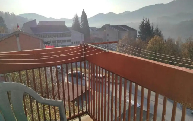 Sunny Apartment With a Wonderful View - Parking