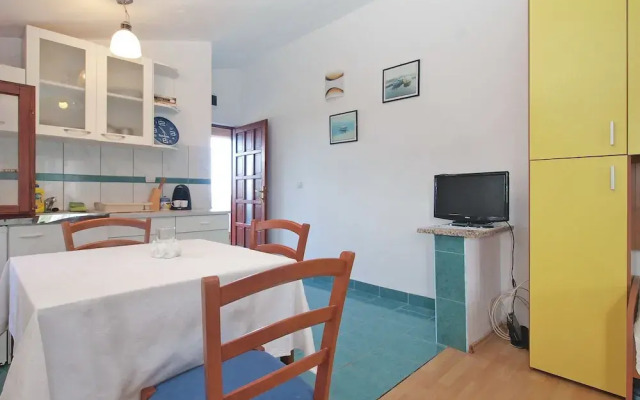 Apartment 1665