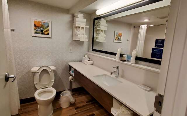 Hampton Inn Hillsville