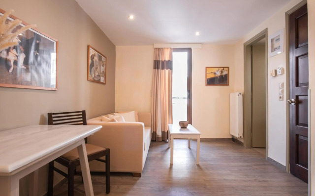 Yria Hotel