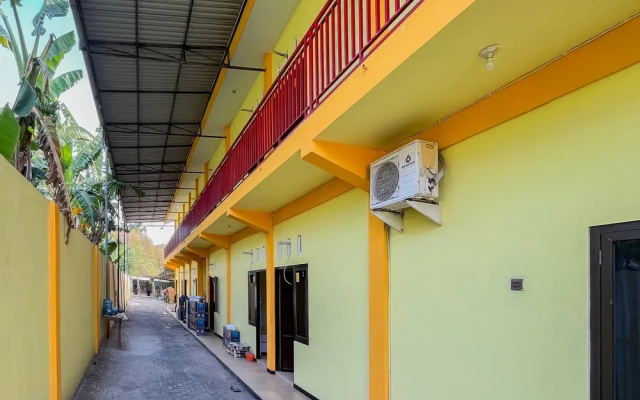 Sion Homestay RedPartner near Terminal Kertajaya Mojokerto