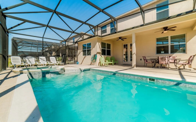 4 BR Crystal Cove Sleeps 10