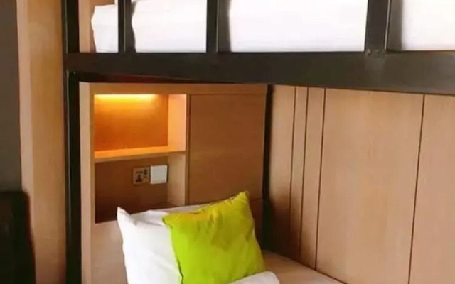 PODZzz Suites at Aeropod - K2-07-10B