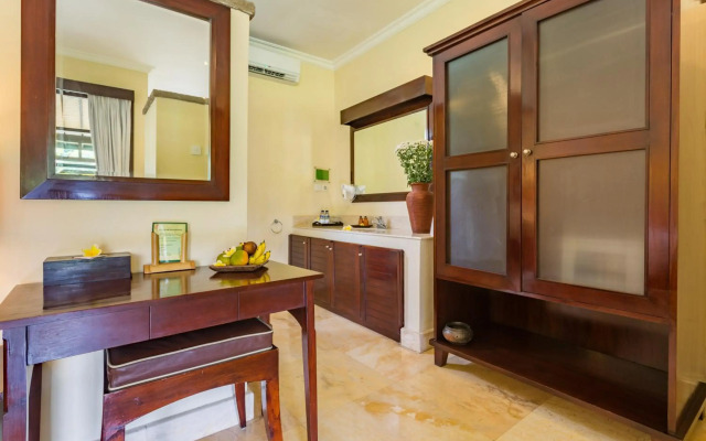 Aniniraka Resort & Spa