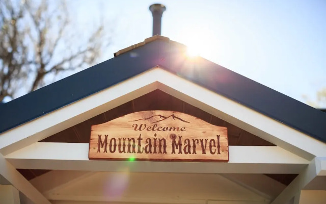 Hillside Colorado Cottages near Westcliffe