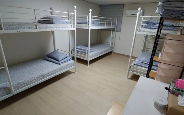 Miss Egg Hostel