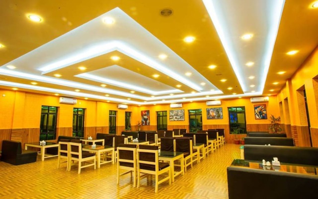 Riverside Green House Resort